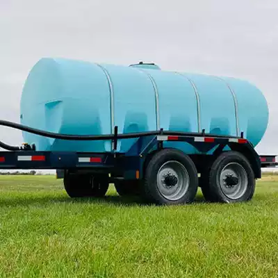 Tandem axle water trailer