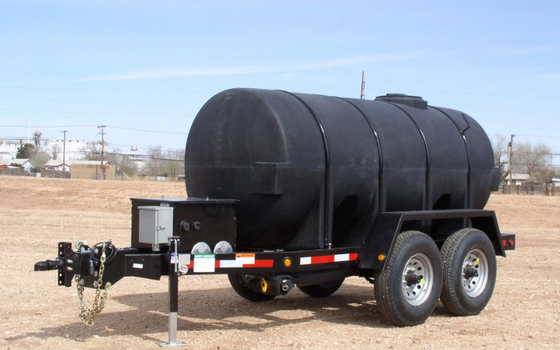 Single axle utility water trailer