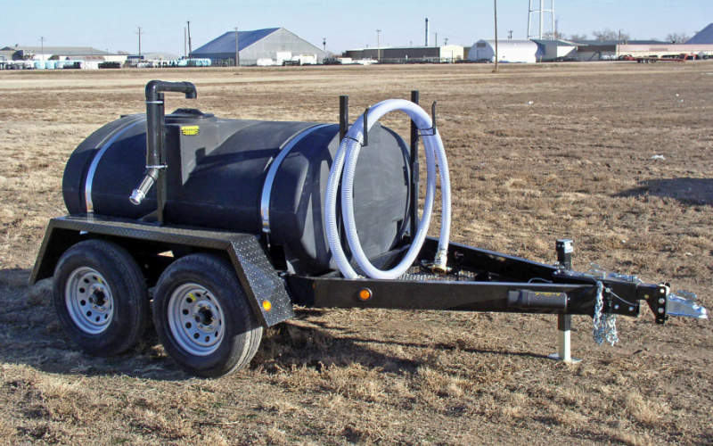 550 gallon gravity feed water trailer