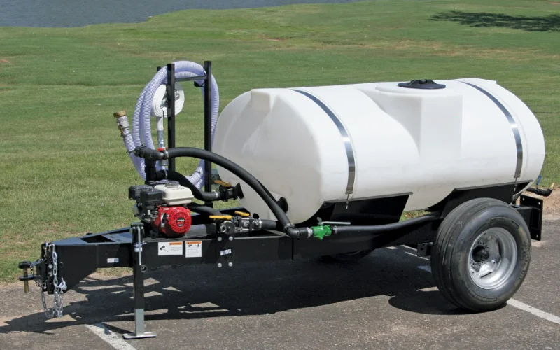 Single axle landscape water trailer