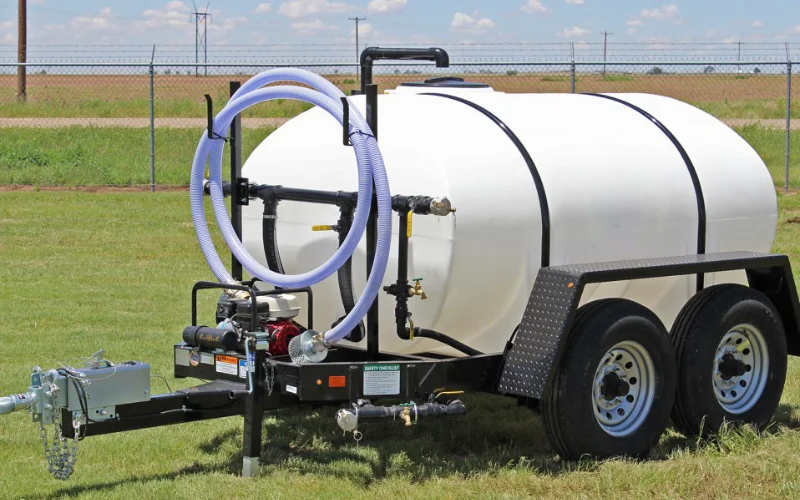 800 Gallon Water Trailer
