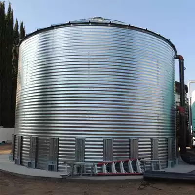 Steel water tank