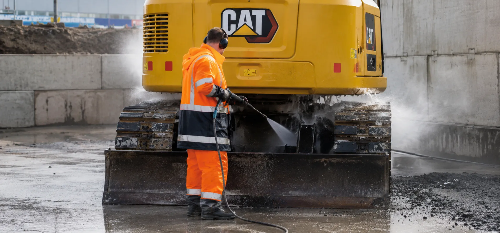 Water trailer used for equipment washdown on site