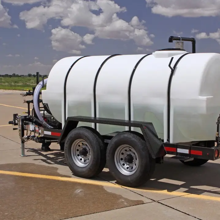 1025 gallon potable express water trailer